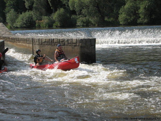 vltava_moldva_bugyborek_90